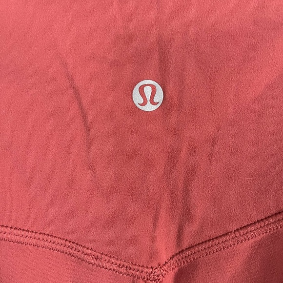 lululemon cropped leggings - Picture 4 of 5